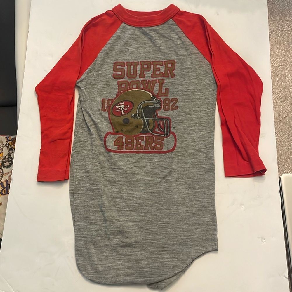 Vintage 1982 San Francisco 49ers championship T-shirt / baseball shirt.